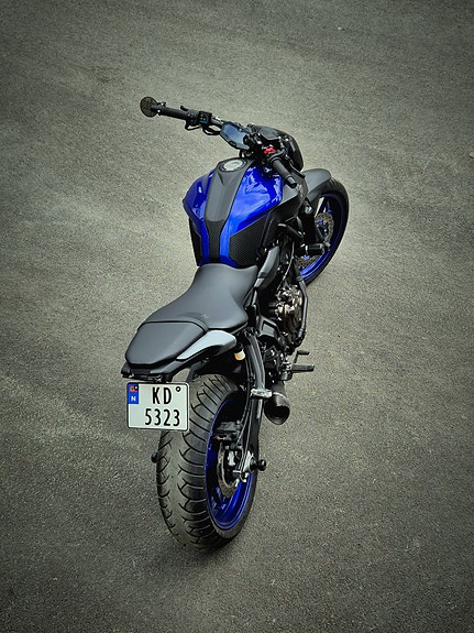 Yamaha MT-07 2 of 5