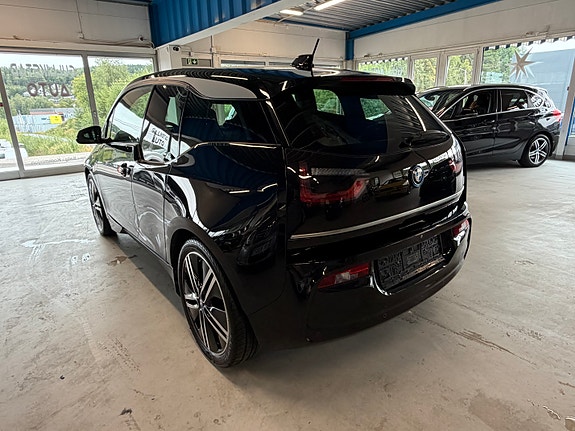 BMW i3 9 of 30