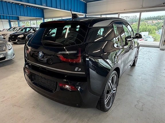 BMW i3 11 of 30