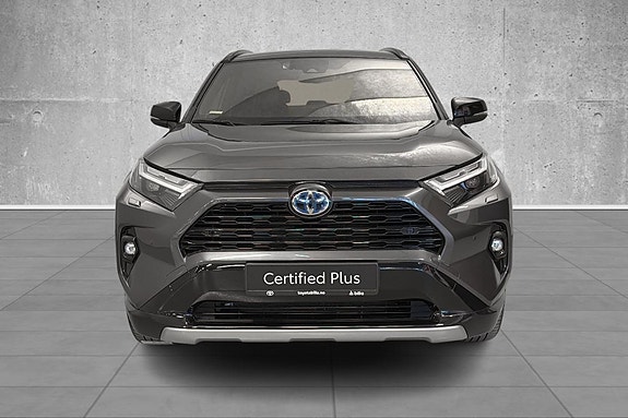Toyota RAV4 6 of 22