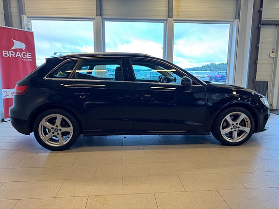 Audi A3 4 of 26