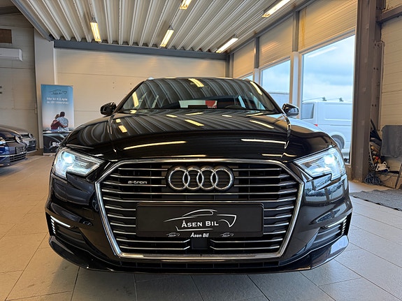 Audi A3 3 of 26
