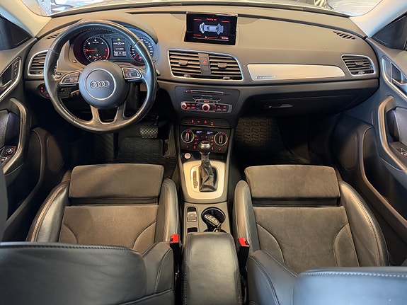 Audi Q3 17 of 30