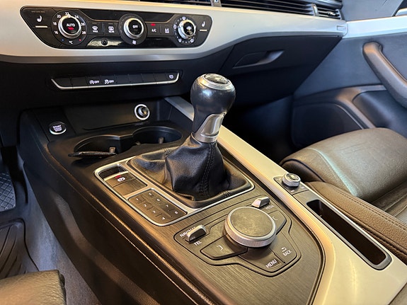 Audi A4 26 of 27