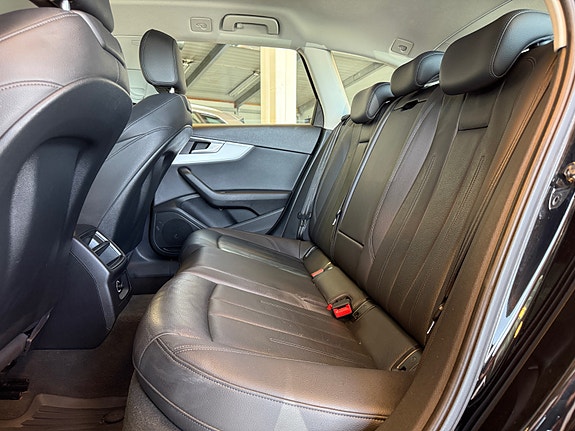 Audi A4 12 of 27