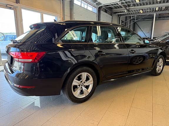 Audi A4 7 of 27