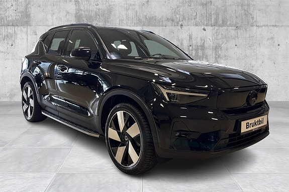 Volvo XC40 7 of 25