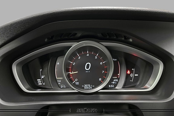 Volvo V40 13 of 19