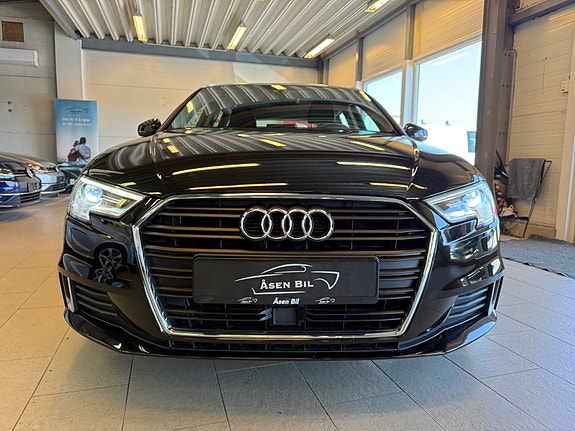 Audi A3 3 of 28