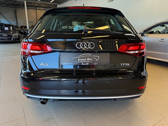 Audi A3 6 of 28