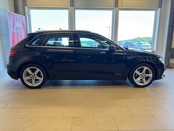 Audi A3 4 of 28