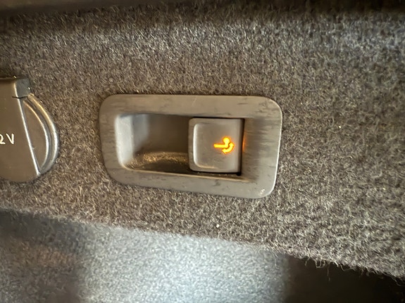 Volkswagen Passat 7 of 30