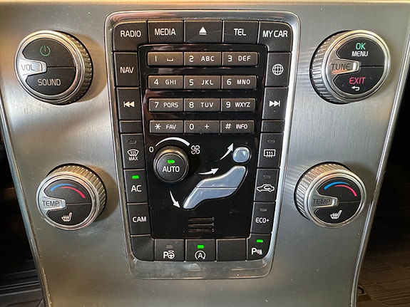 Volvo V60 25 of 28
