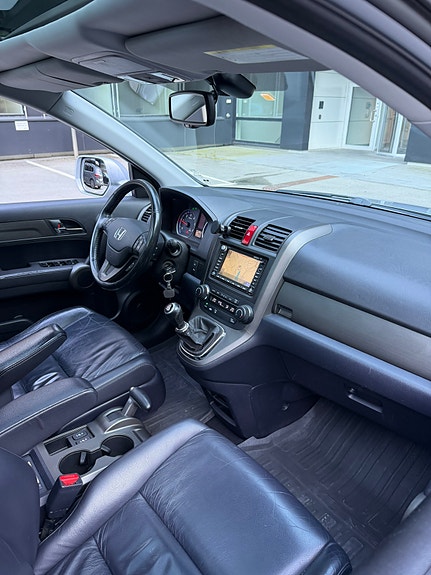 Honda CR-V 15 of 26