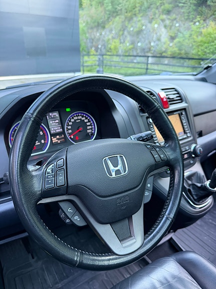 Honda CR-V 9 of 26