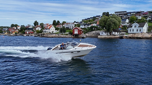 Yamarin 79 DC m/ Yamaha F300. Ankervinsj. Baugpropell. Landstrøm. Kun 356 timer! 9 of 30
