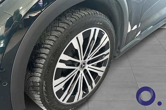 Mercedes-Benz EQE SUV 16 of 16