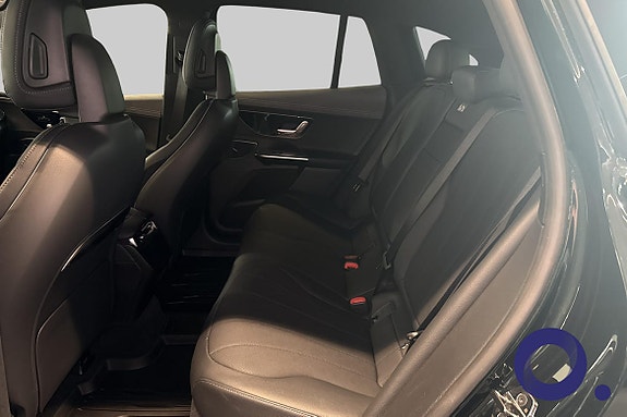 Mercedes-Benz EQE SUV 14 of 16