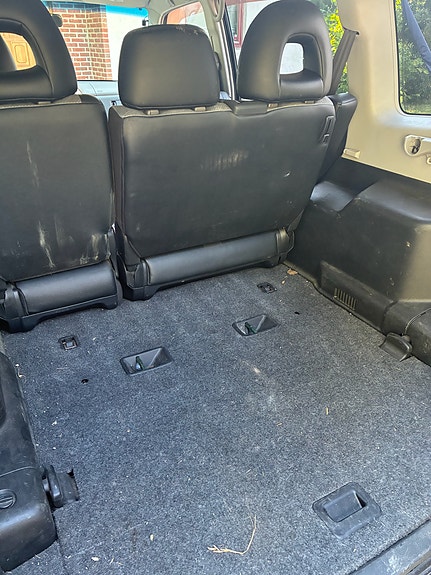 Mitsubishi Pajero 7 of 10