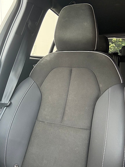 Volvo XC40 18 of 30