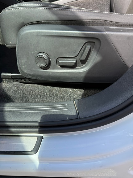 Volvo XC40 19 of 30