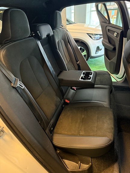 Volvo XC40 22 of 30