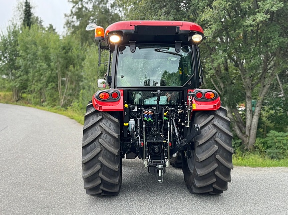 CASE IH Farmall 75 A 19 of 23