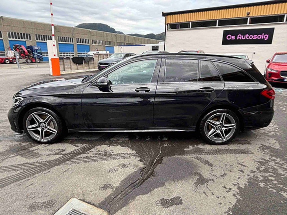 Mercedes-Benz C300 d 2 of 21