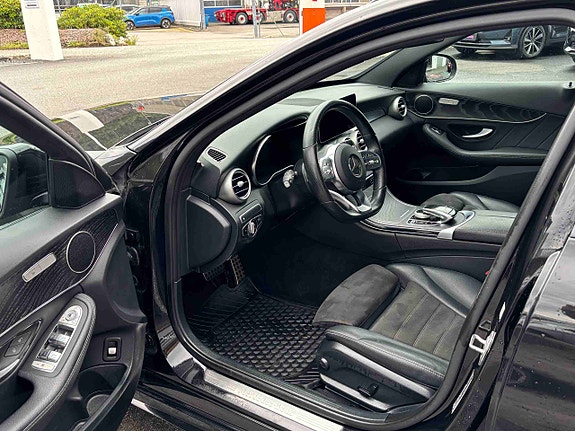 Mercedes-Benz C300 d 9 of 21