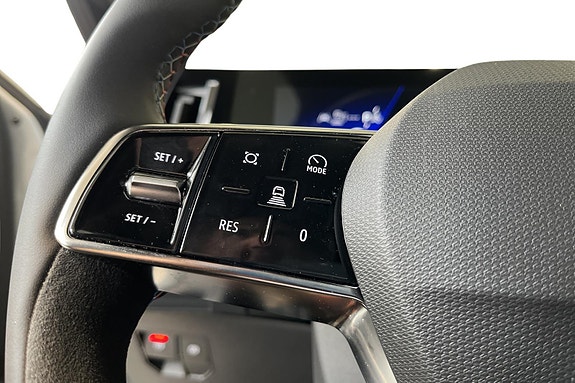 Renault Scenic E-Tech 16 of 29