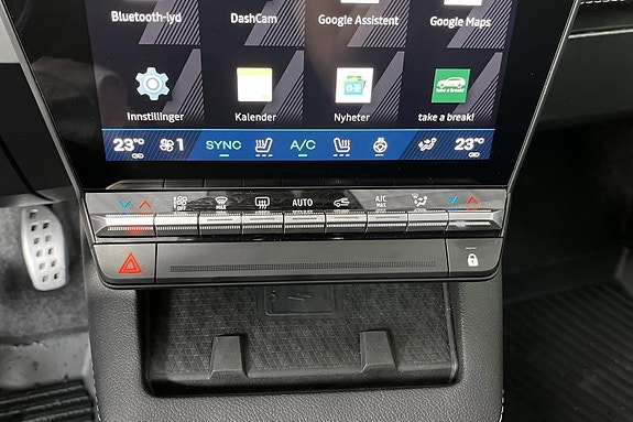 Renault Scenic E-Tech 15 of 29