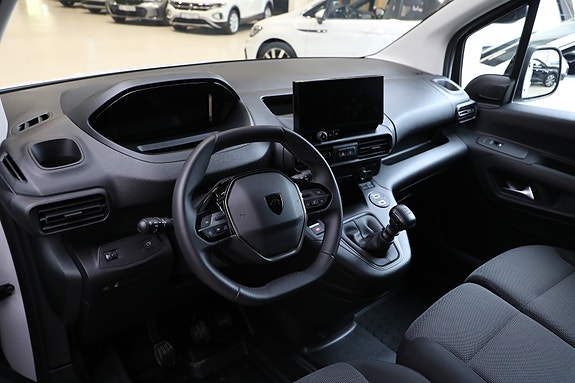Peugeot Partner 18 of 30