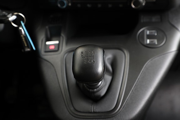 Peugeot Partner 17 of 30