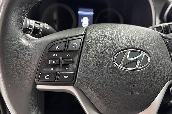 Hyundai Tucson 23 of 30