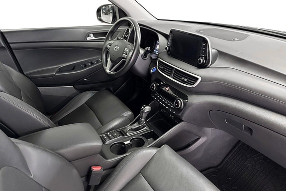 Hyundai Tucson 15 of 30