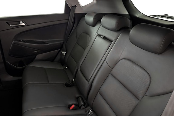 Hyundai Tucson 14 of 30