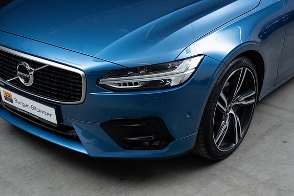 Volvo S90 4 of 26