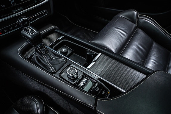 Volvo S90 22 of 26
