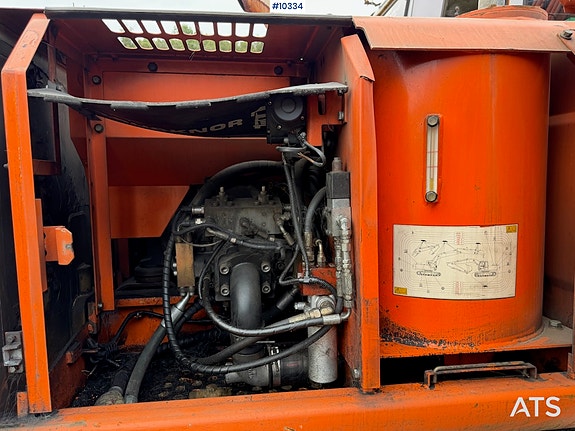 Fiat Hitachi EX 165 m/ graveskuffe, hydr.pusseskuffe og pigghammer 22 of 30