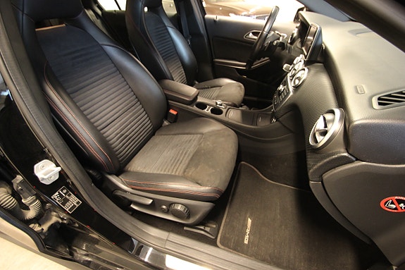 Mercedes-Benz A200 12 of 16