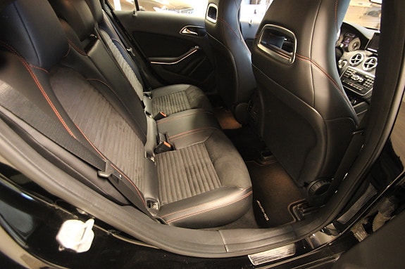 Mercedes-Benz A200 14 of 16