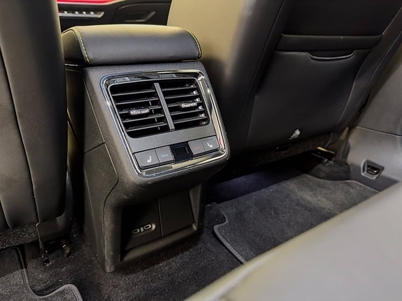 Skoda Enyaq RS 12 of 30