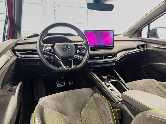 Skoda Enyaq RS 9 of 30