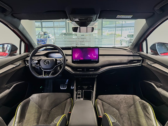 Skoda Enyaq RS 14 of 30