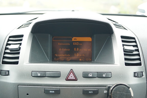 Opel Zafira 26 of 28