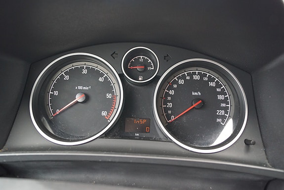 Opel Zafira 21 of 28