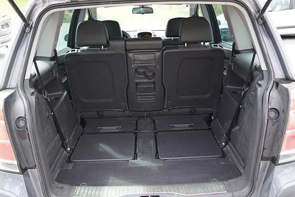 Opel Zafira 7 of 28