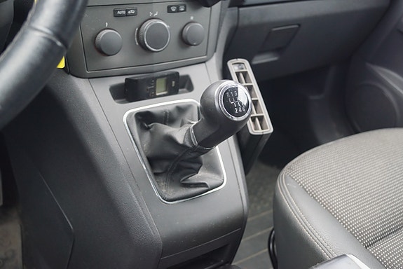Opel Zafira 24 of 28