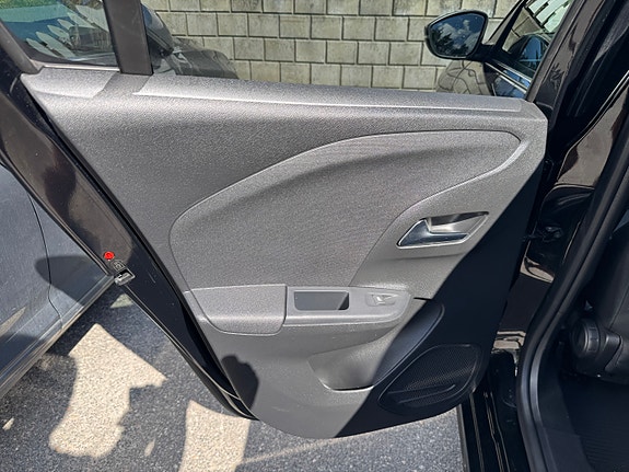Opel Corsa 26 of 28