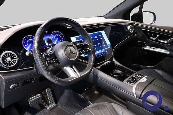 Mercedes-Benz EQE SUV 11 of 30